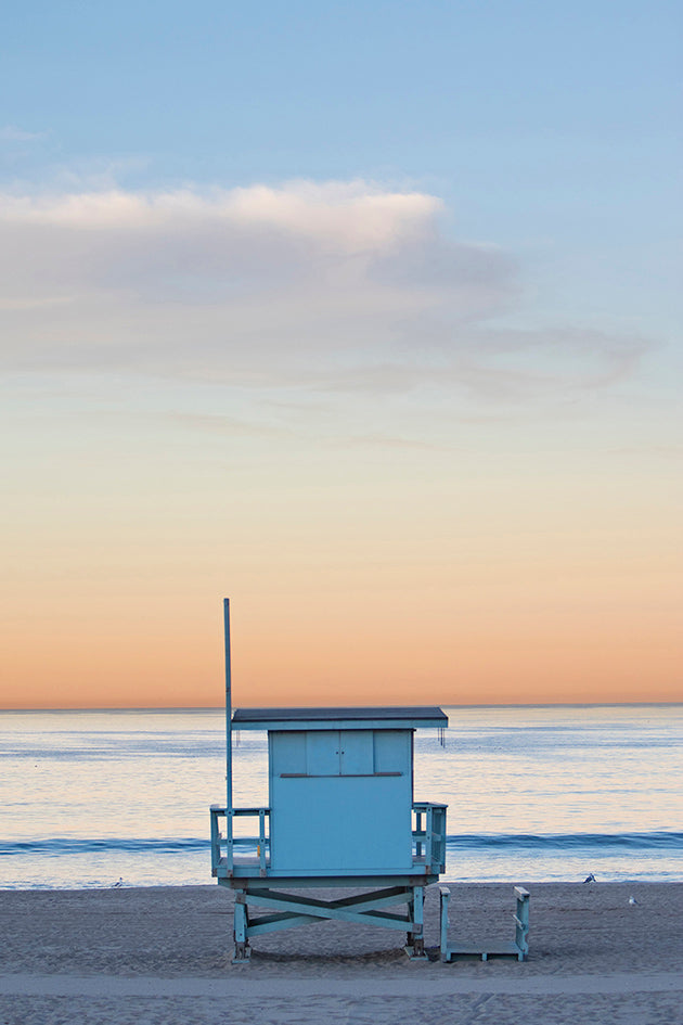 8th Street - Manhattan Beach Lifeguard Tower Photo