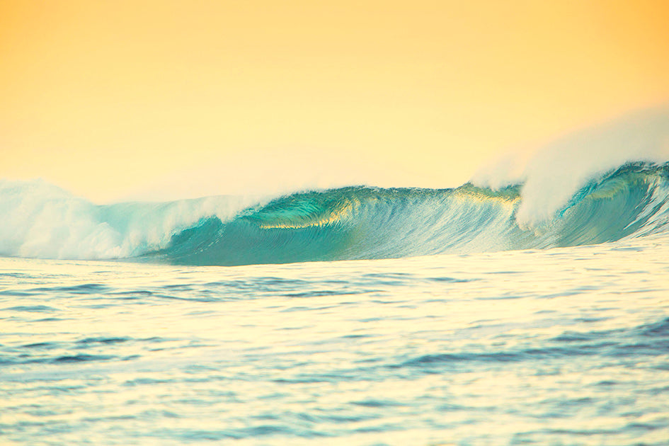 Fiji Breaking Wave Photos