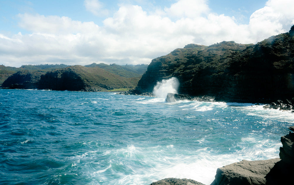 Breaking Blue - Photos of Maui Waters