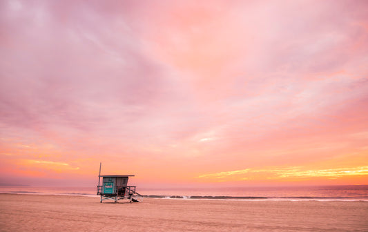 Sundown Station - Manhattan Beach Lifeguard Tower Photos