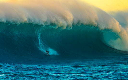 Kai Lenny Surfing Jaws Photos